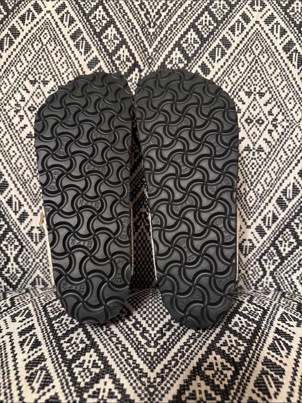 Birkenstock Gizeh Snake-Print Thong Sandals in Light Beige with Gold Buckle - Picture 4 of 4
